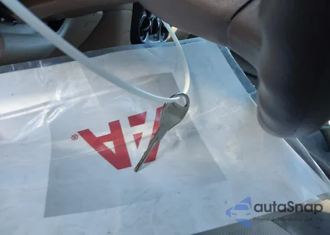 2006 Nissan Sentra 1.8S from USA, damaged, VIN 3N1CB51D26L510984